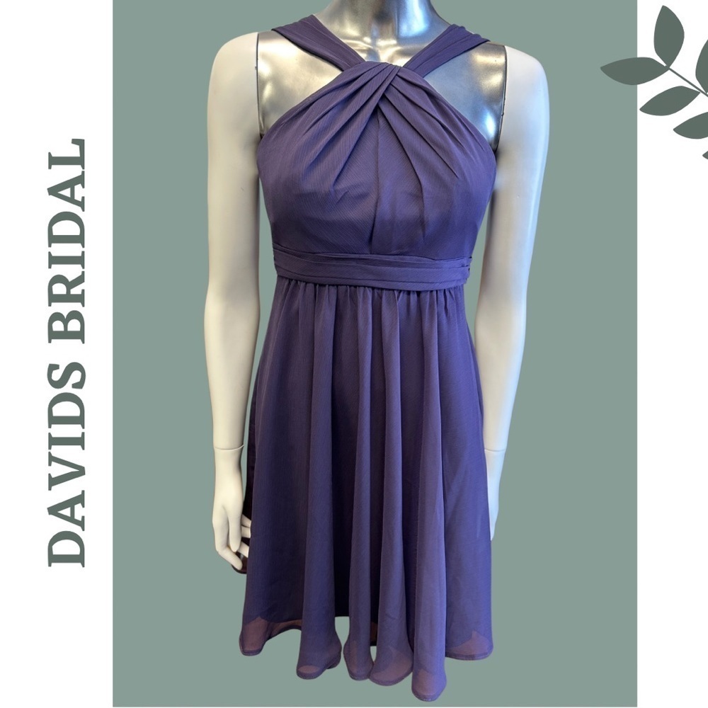 🛍️3/$40 David’s Bridal Purple Chiffon Halter Dresss Lined V Back Strap Size 2